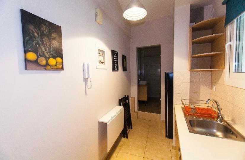Athens City Themis 1 Bagian luar foto